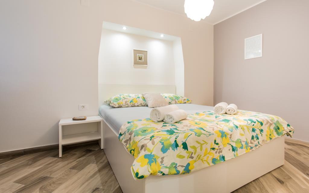 Sunrise Apartment Risika Exteriör bild